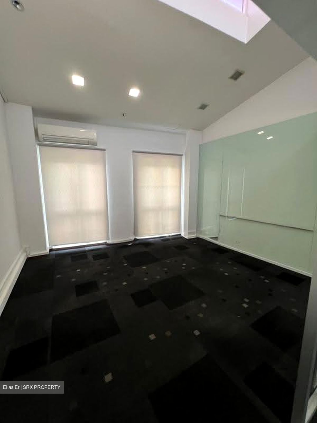 Boat Quay Conservation Area (D1), Office #633701861